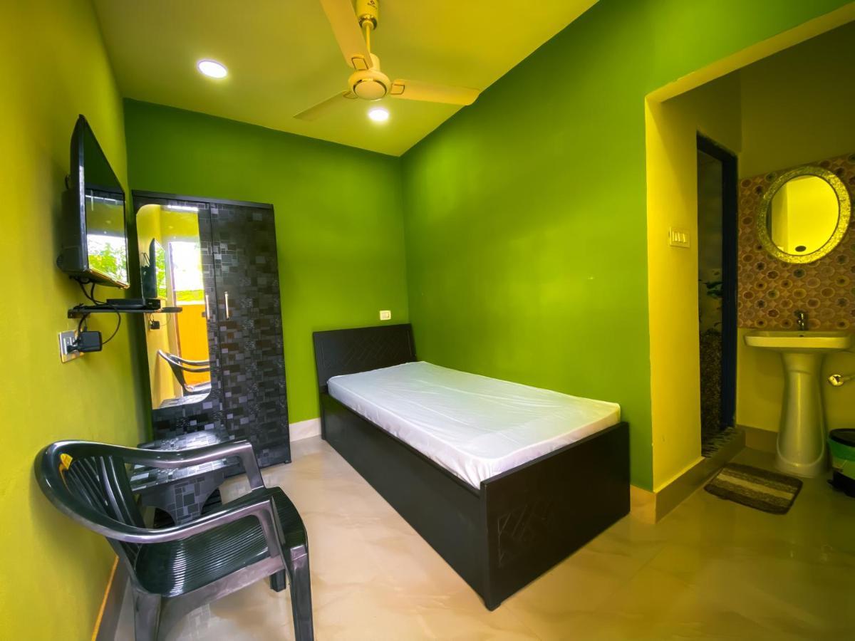 Hotel Sk Lodge Near Guwahati Airport Kültér fotó
