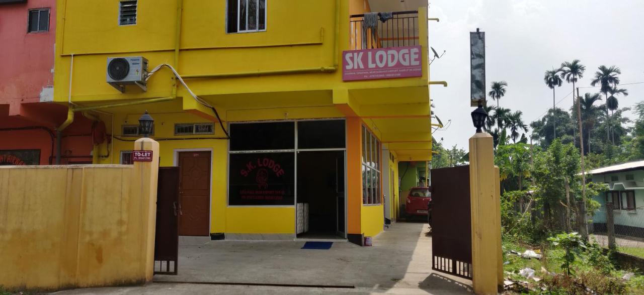 Hotel Sk Lodge Near Guwahati Airport Kültér fotó